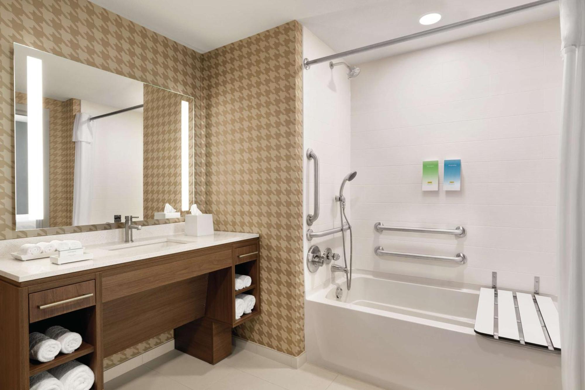 Home2 Suites By Hilton Lancaster Rohrerstown Dış mekan fotoğraf